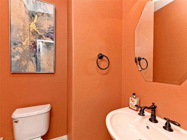 230 Sunrise Ridge LOOP, Austin, TX 78738