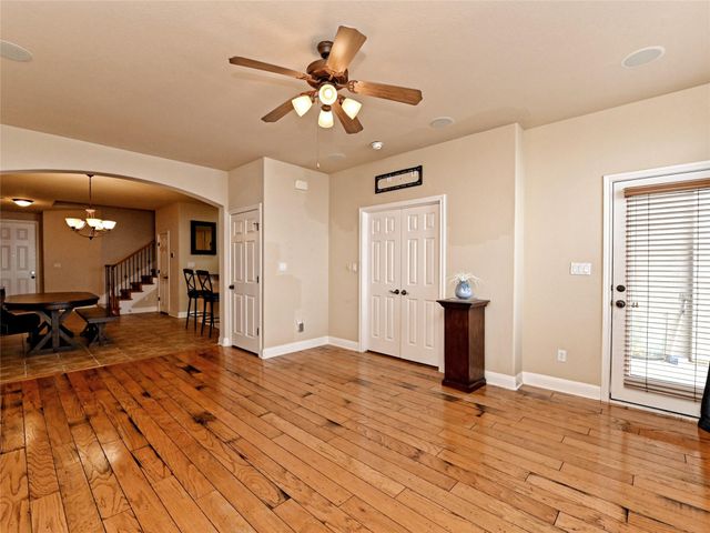 230 Sunrise Ridge LOOP, Austin, TX 78738