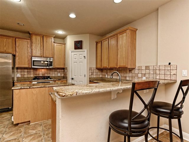 230 Sunrise Ridge LOOP, Austin, TX 78738