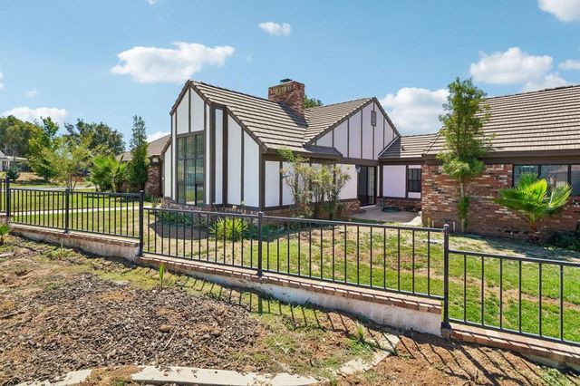 36261 Serape Drive, Yucaipa, CA 92399