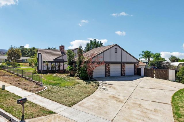 36261 Serape Drive, Yucaipa, CA 92399