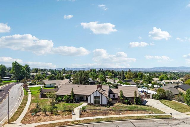 36261 Serape Drive, Yucaipa, CA 92399