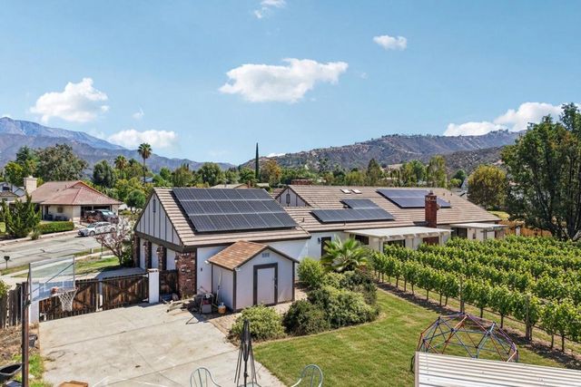 36261 Serape Drive, Yucaipa, CA 92399