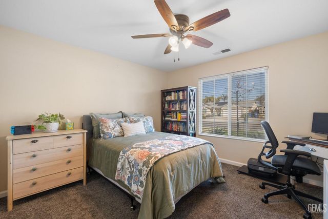 12515 Valentano Avenue, Bakersfield, CA 93312