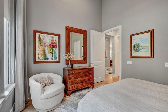 327 N Turks Cap Trail, Montgomery, TX 77316