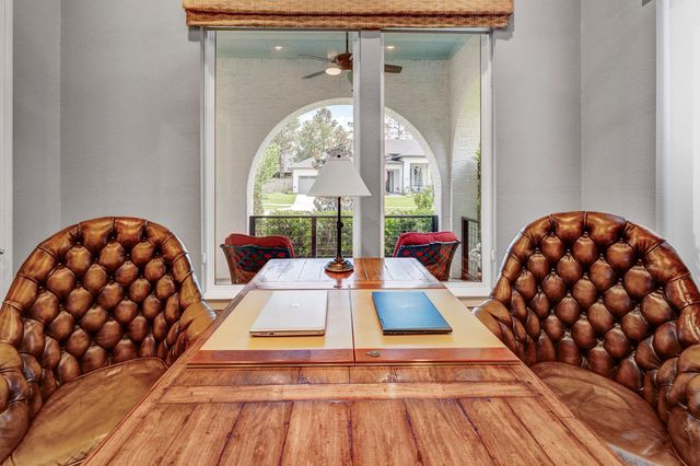 327 N Turks Cap Trail, Montgomery, TX 77316