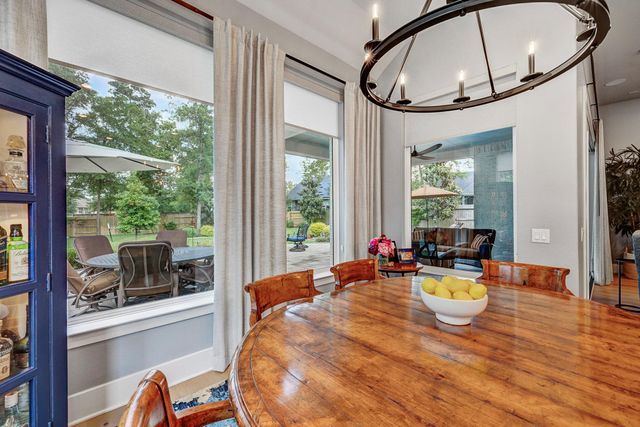 327 N Turks Cap Trail, Montgomery, TX 77316