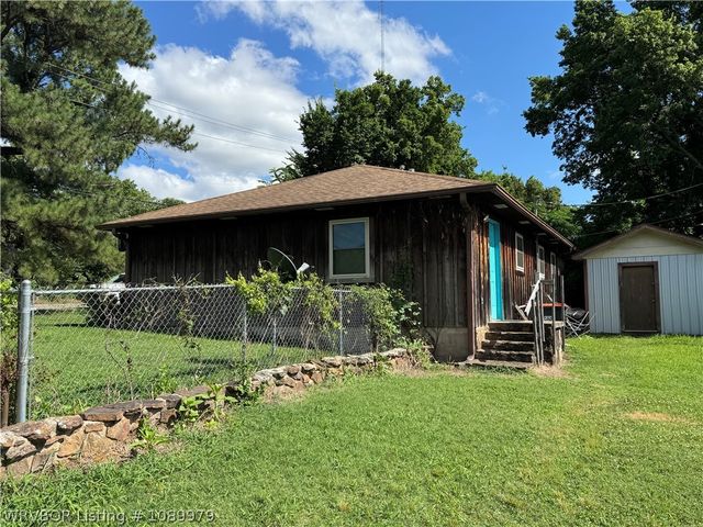 618 state line Road, Arkoma, OK 74901