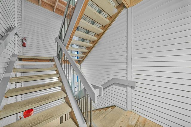 641 Riverine Drive 201, Traverse City, MI 49684