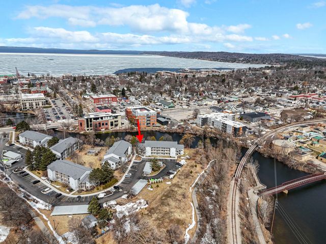 641 Riverine Drive 201, Traverse City, MI 49684