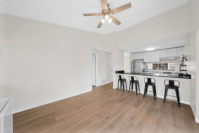 641 Riverine Drive 201, Traverse City, MI 49684