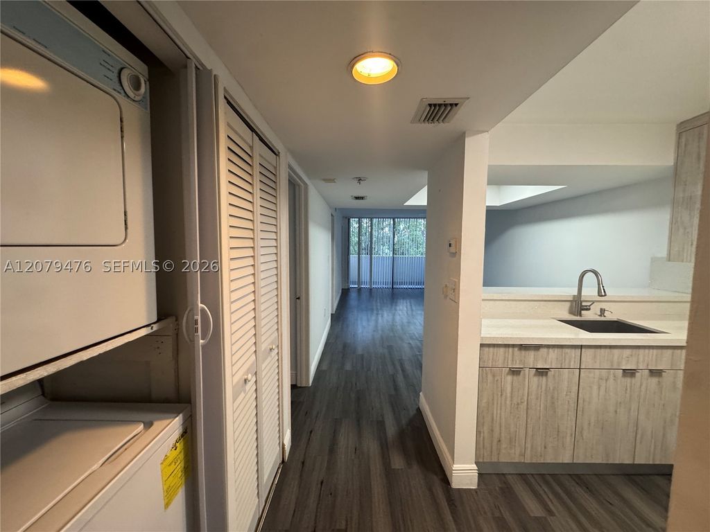 8002 SW 149th Ave B408, Miami, FL 33193