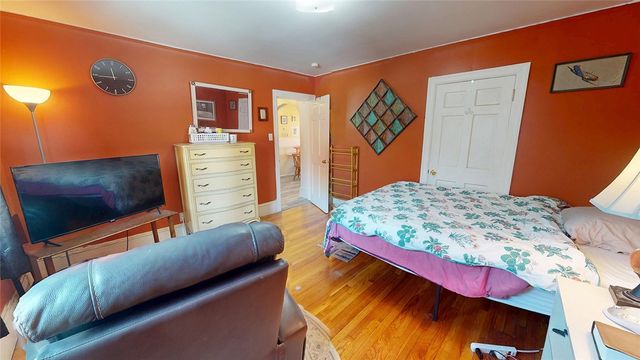 43 Higgins Avenue, Providence, RI 02908