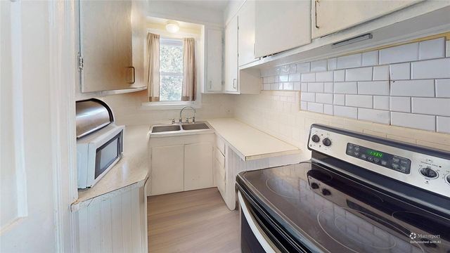 43 Higgins Avenue, Providence, RI 02908