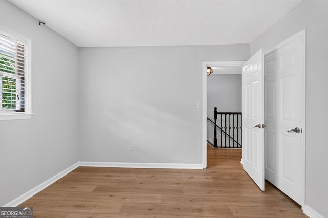 9945 Lake Forest Way, Roswell, GA 30076