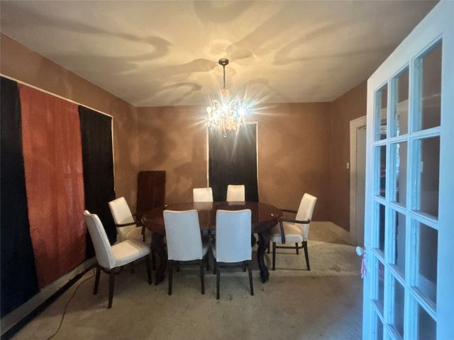 2806 Twyman, Dallas, TX 75215
