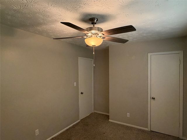 906 S Choctaw Place, Claremore, OK 74017