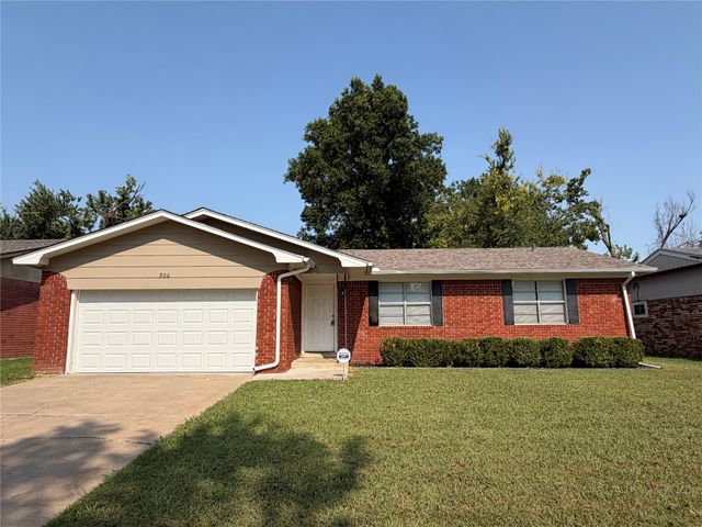 906 S Choctaw Place, Claremore, OK 74017