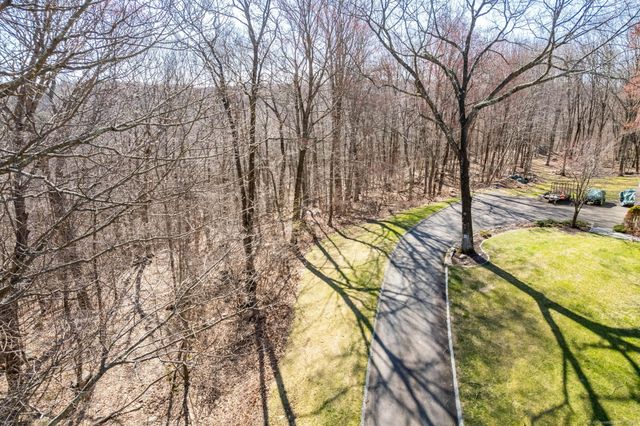 574 Washington Road, Plymouth, CT 06786