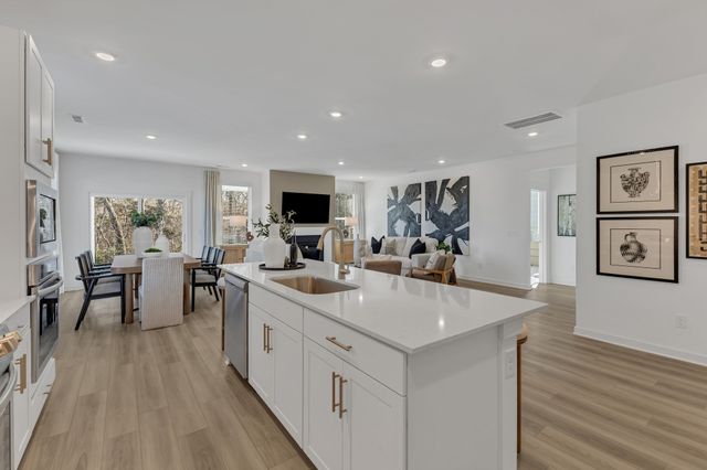 6356 N New Hope Road, Hermitage, TN 37076