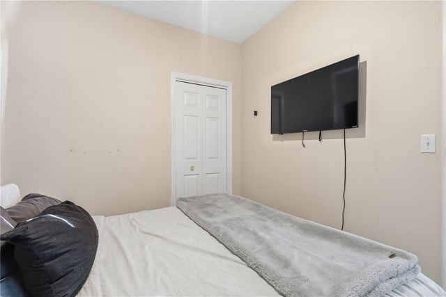 104 Birch Street, Urbana, IA 52345