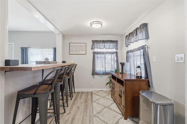 104 Birch Street, Urbana, IA 52345