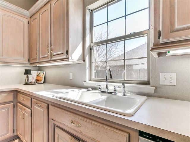 6705 Green Meadow Lane, Oklahoma City, OK 73132