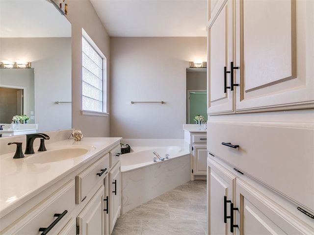 6705 Green Meadow Lane, Oklahoma City, OK 73132