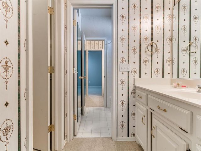 6705 Green Meadow Lane, Oklahoma City, OK 73132