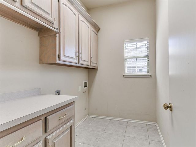 6705 Green Meadow Lane, Oklahoma City, OK 73132