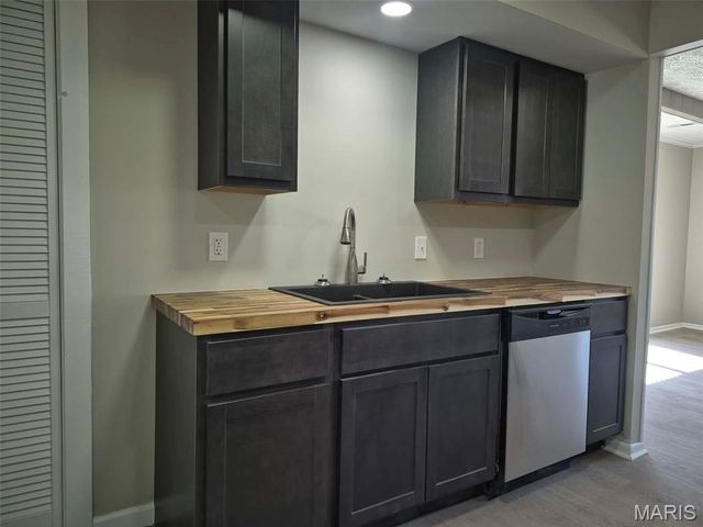 3127 Wayne Avenue, Granite City, IL 62040