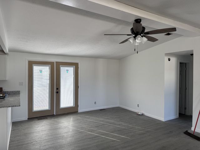 162 Lisa Dr, Gordonsville, TN 38563