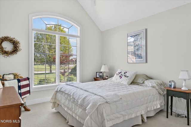 9209 Summer Song Lane, Sylvania, OH 43560