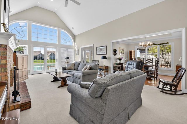 9209 Summer Song Lane, Sylvania, OH 43560