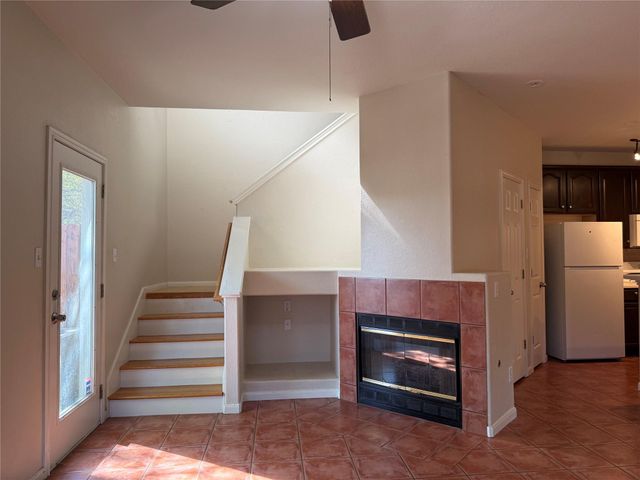 2100 Pipers Field DR 21, Austin, TX 78758