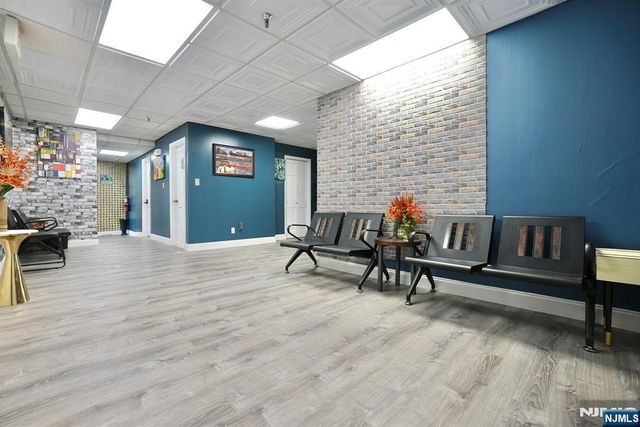 464-470 Valley Brook Avenue 6, Lyndhurst, NJ 07071