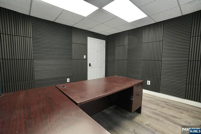 464-470 Valley Brook Avenue 6, Lyndhurst, NJ 07071