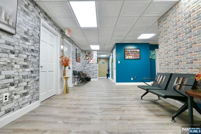 464-470 Valley Brook Avenue 6, Lyndhurst, NJ 07071