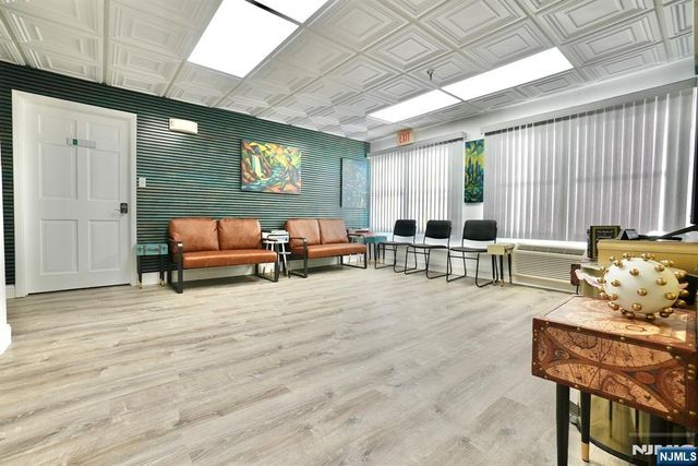 464-470 Valley Brook Avenue 6, Lyndhurst, NJ 07071