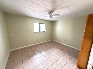 6055 W 19th Avenue 305, Hialeah, FL 33012