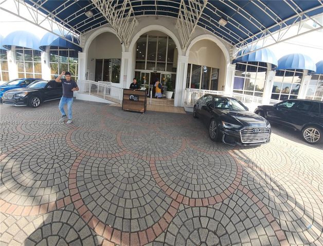 19201 Collins Ave 441, Sunny Isles Beach, FL 33160