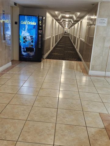 19201 Collins Ave 441, Sunny Isles Beach, FL 33160