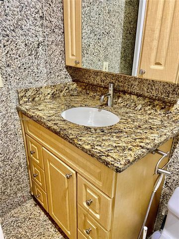 19201 Collins Ave 441, Sunny Isles Beach, FL 33160