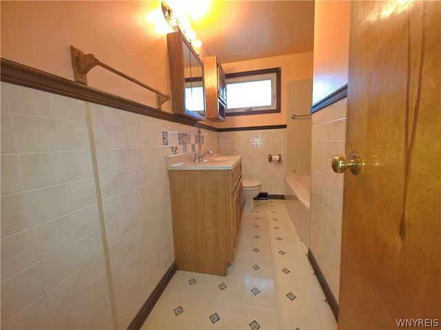 160 Weyand Avenue, Buffalo, NY 14210