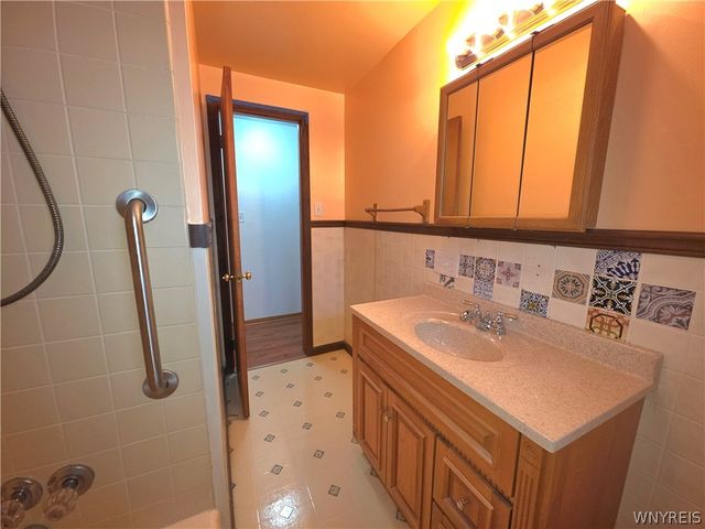 160 Weyand Avenue, Buffalo, NY 14210