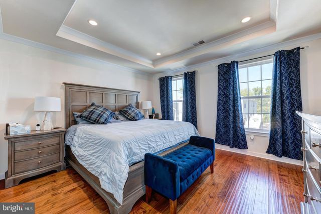 10 MANCHESTER DR, Hatboro, PA 19040