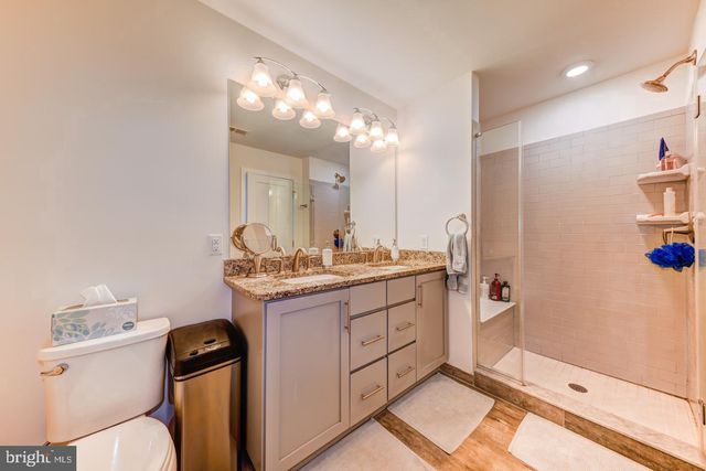 10 MANCHESTER DR, Hatboro, PA 19040