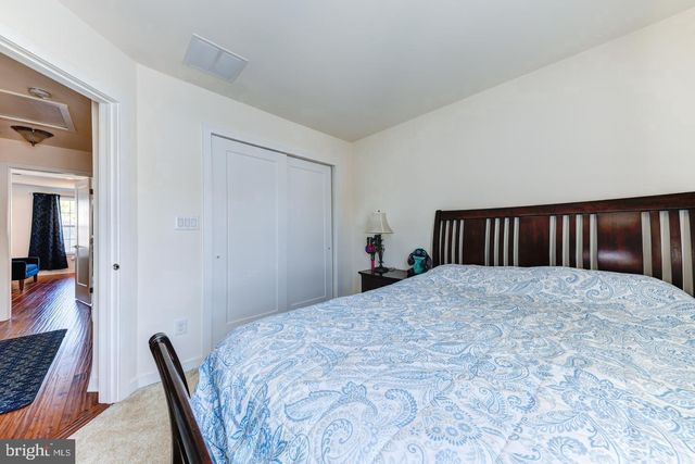 10 MANCHESTER DR, Hatboro, PA 19040