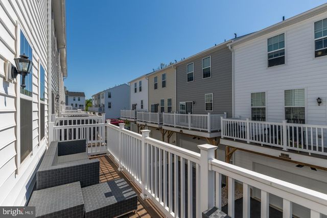 10 MANCHESTER DR, Hatboro, PA 19040