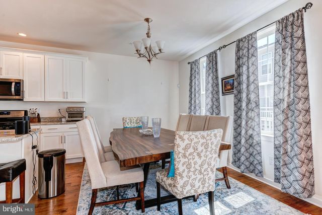 10 MANCHESTER DR, Hatboro, PA 19040